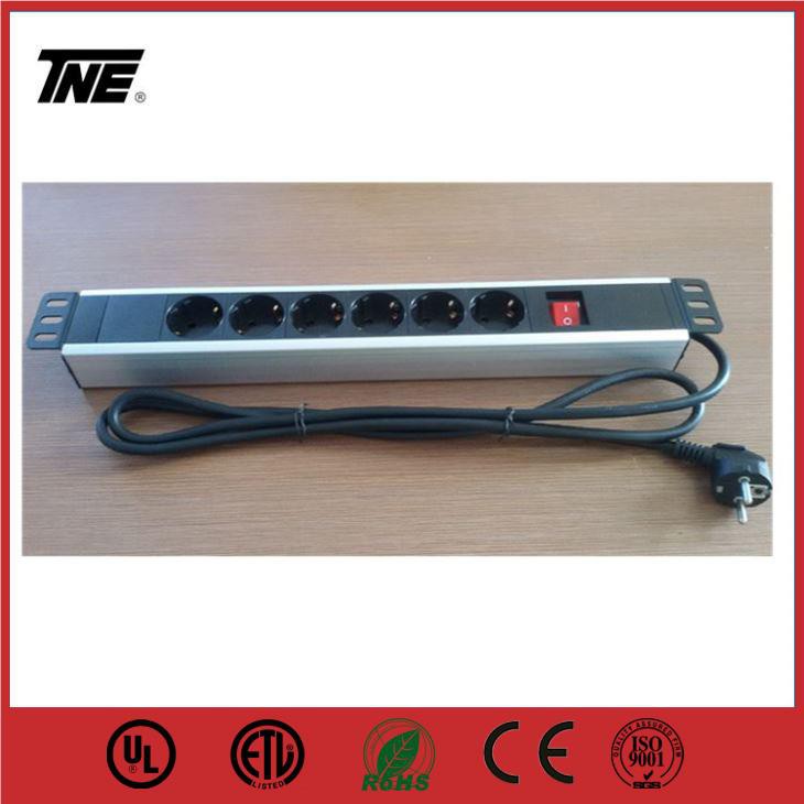 19 Germany French EU Series PDU Socket Rack Mounted With Switch